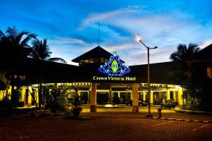 crown victoria hotel tulungagung