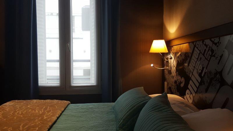 cafe hotel de lavenir