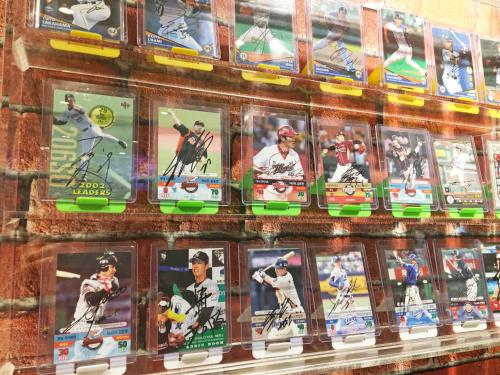 la hotel baseball theme hall