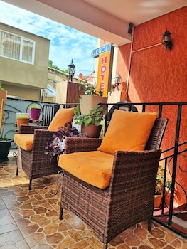 qeroli old town