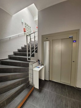 irin hotel