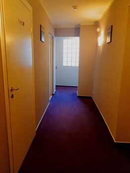 irin hotel
