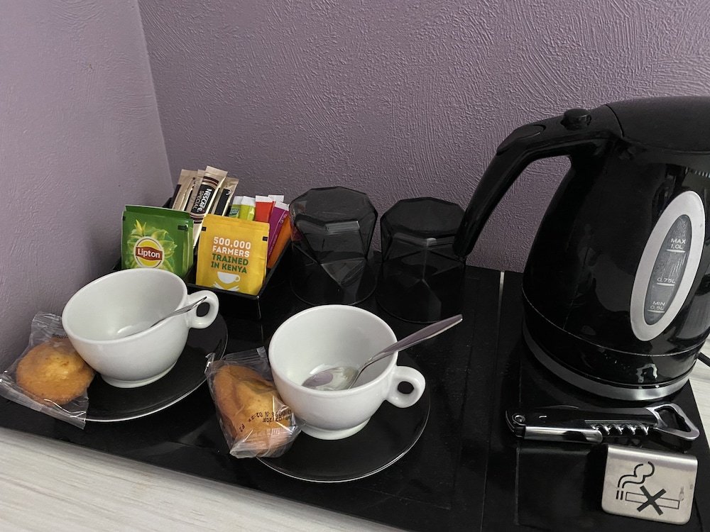 irin hotel