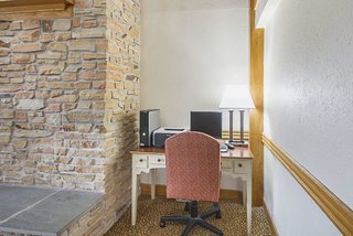 quality inn and suites harrington milford