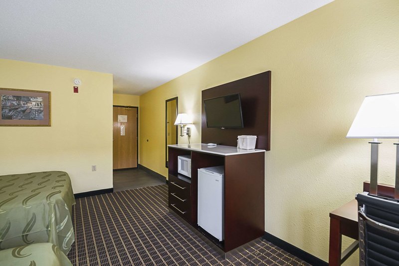 quality inn and suites harrington milford