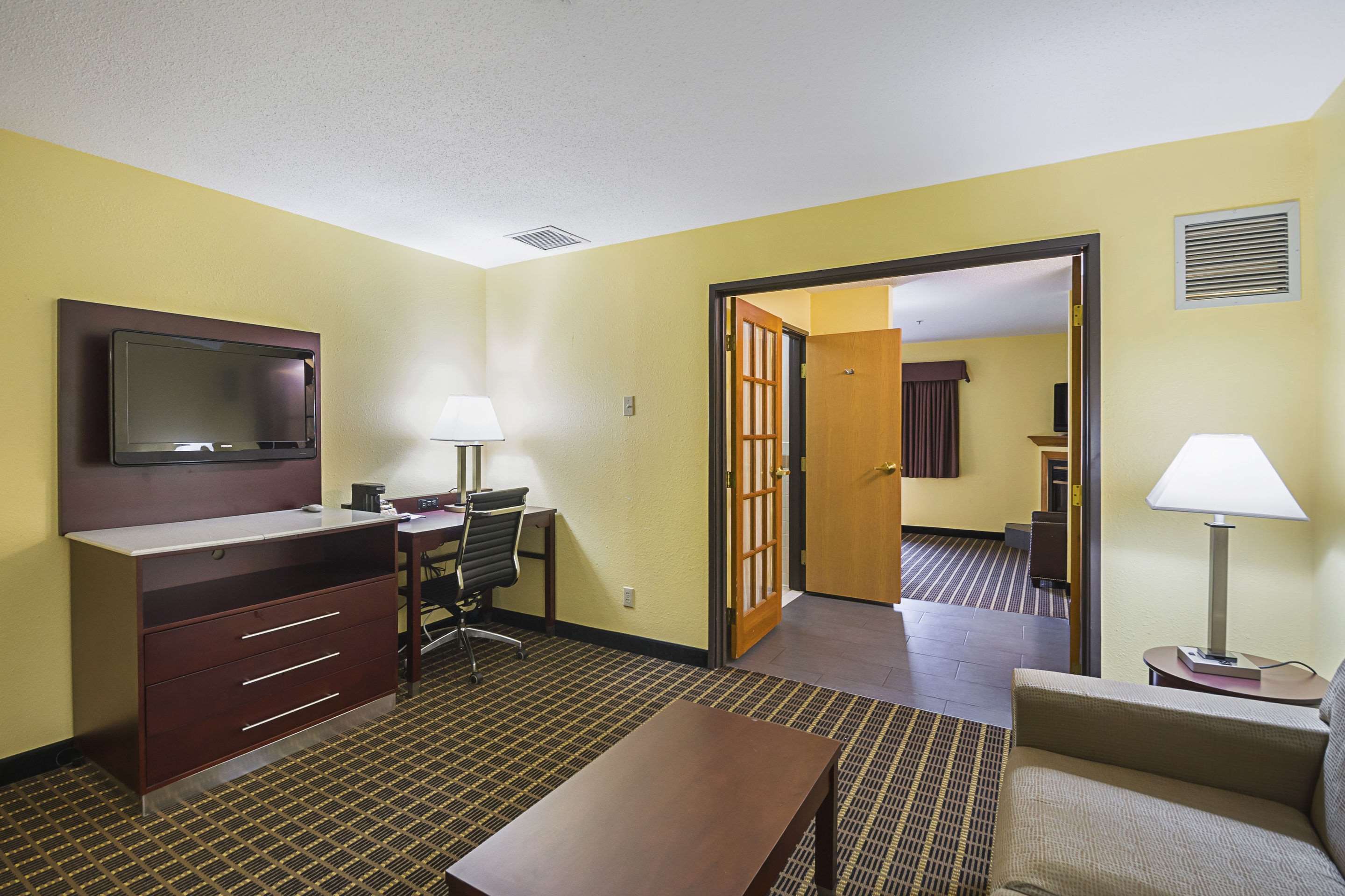 quality inn and suites harrington milford