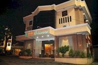 new siliwangi hotel and restaurant