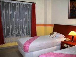 new siliwangi hotel and restaurant