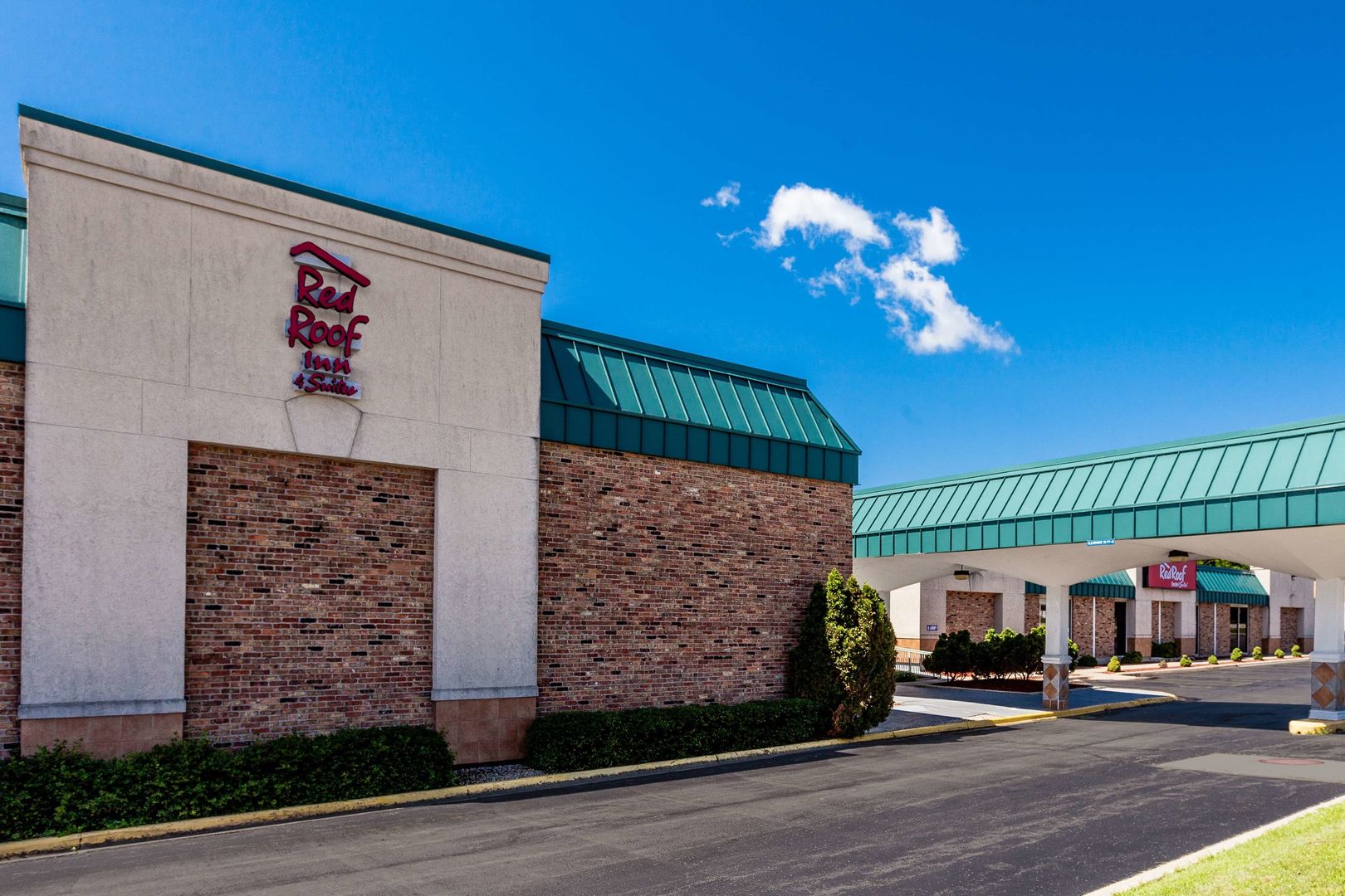 red roof inn and suites dekalb