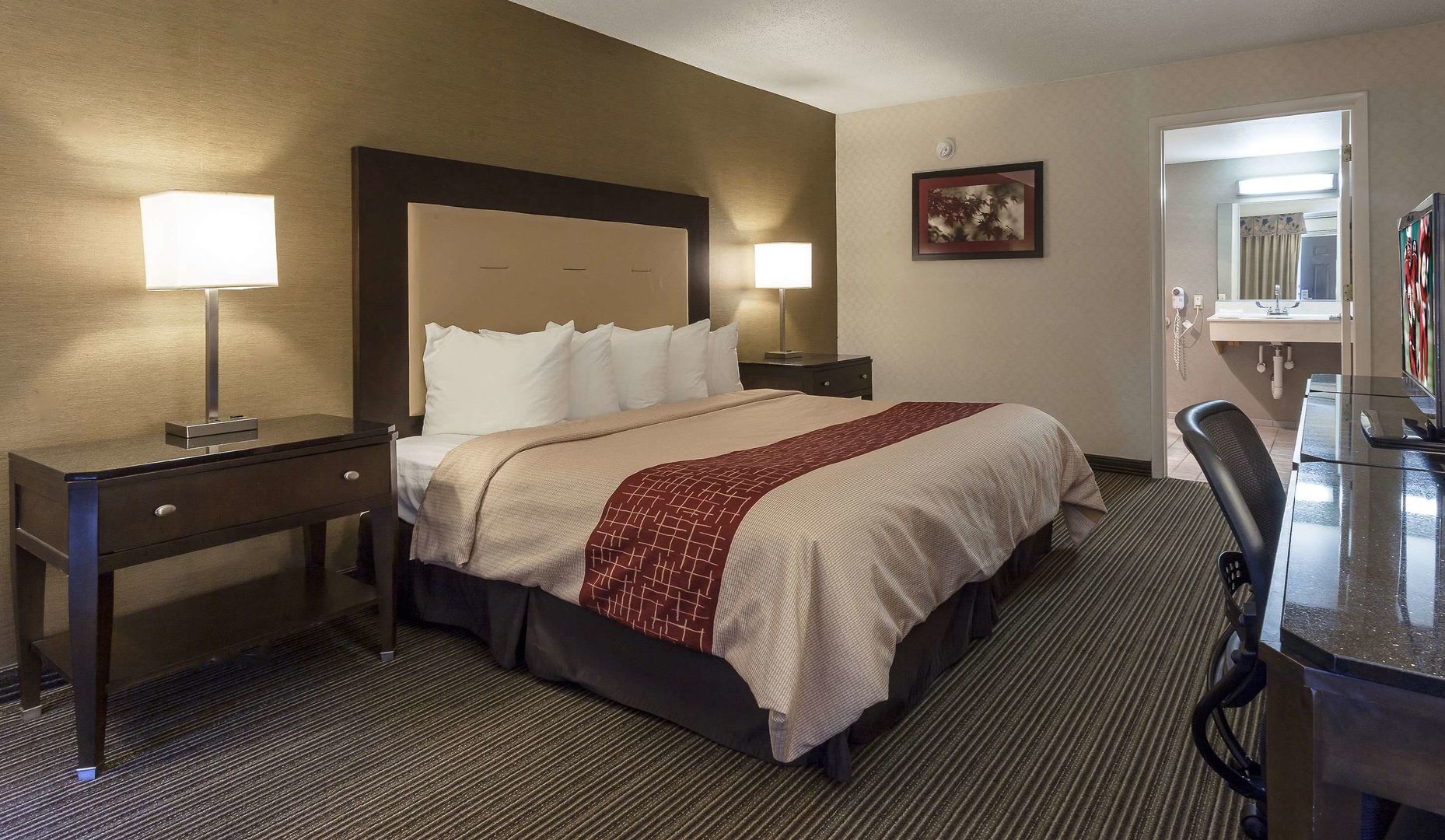 red roof inn and suites dekalb