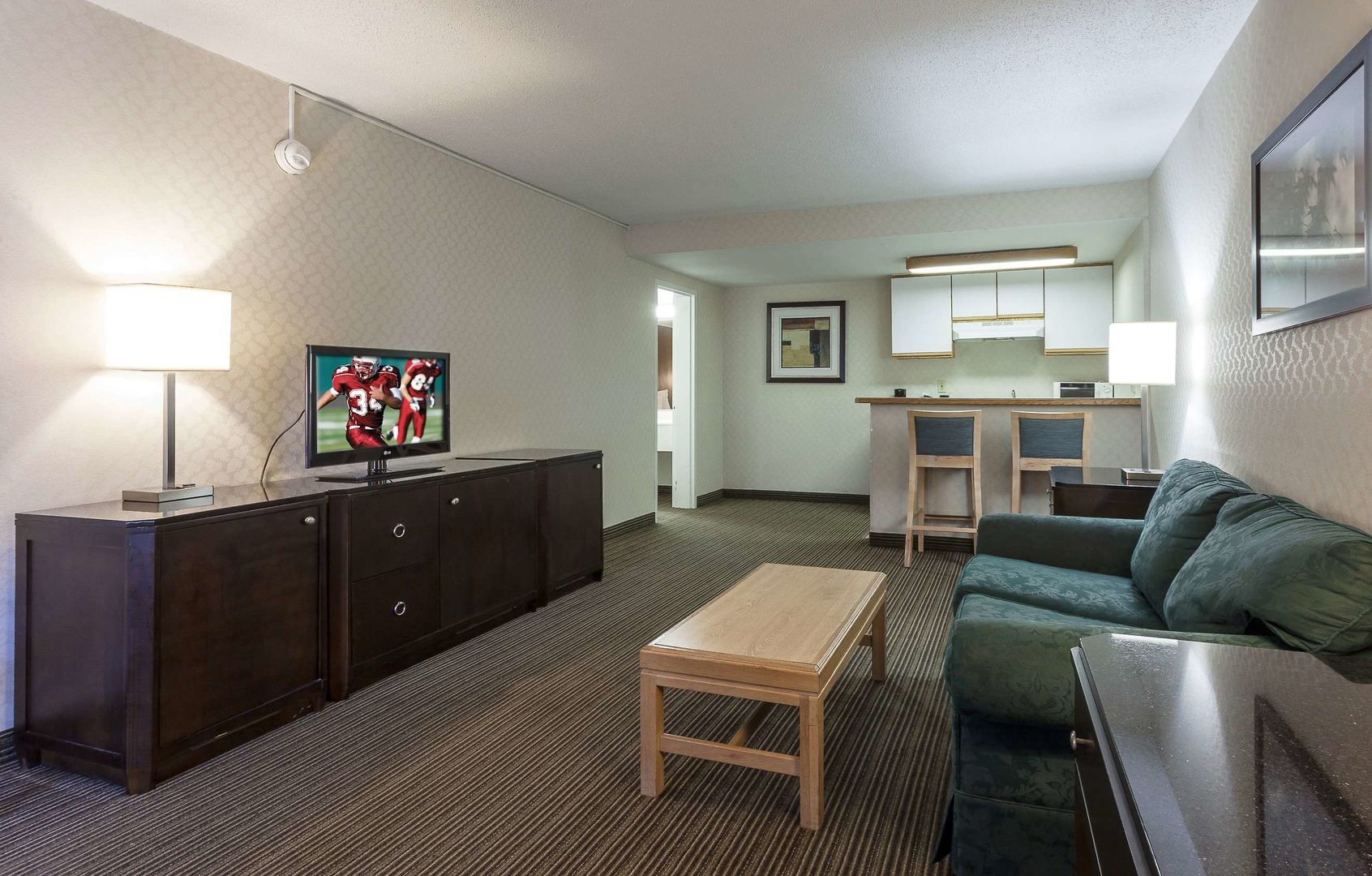 red roof inn and suites dekalb