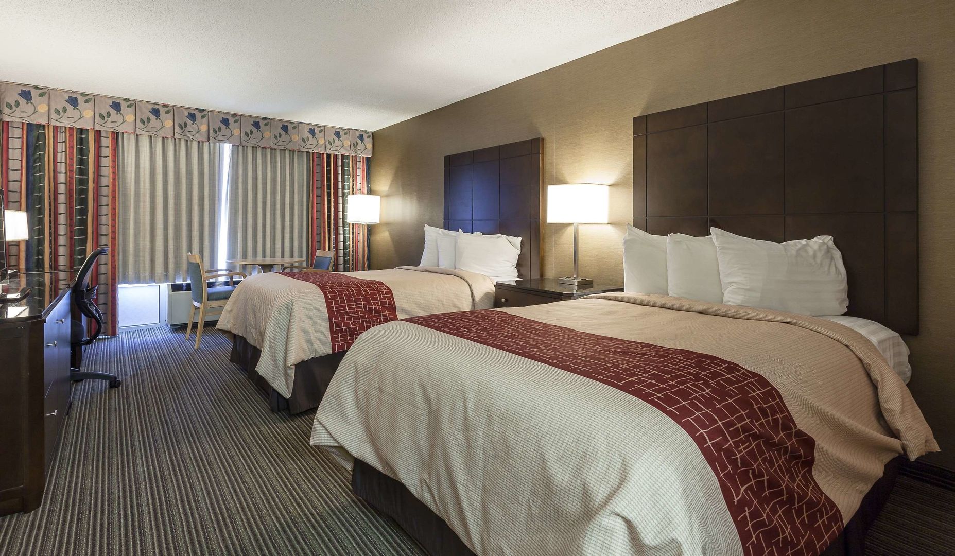 red roof inn and suites dekalb