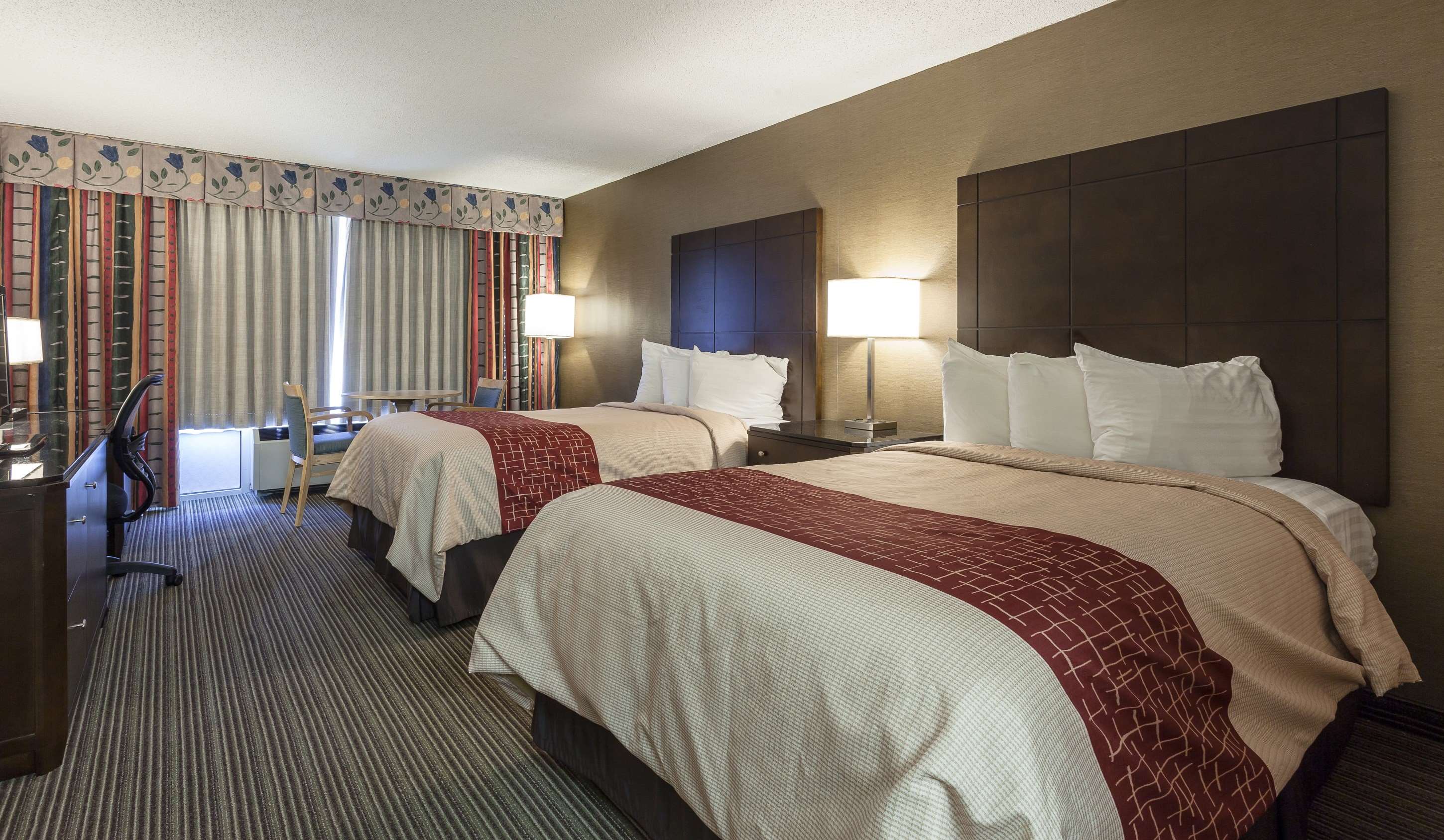 red roof inn and suites dekalb