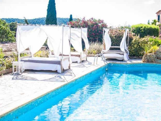 hotel les jardins de bormes sauna and jacuzzi