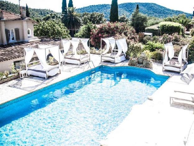 hotel les jardins de bormes sauna and jacuzzi