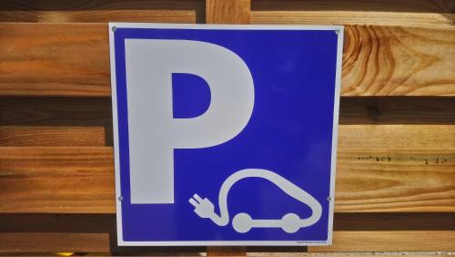 hotel les jardins de bormes sauna and jacuzzi