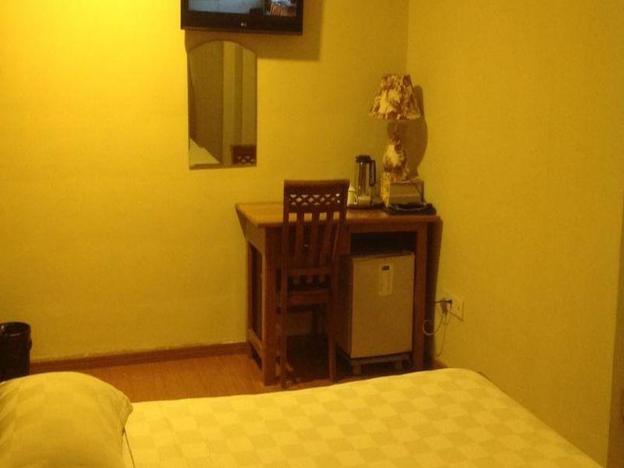 shwe htee hotel yangon