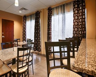 Quality Inn & Suites Huntsville Research Park Area,Madison>>Huntsville,3 star