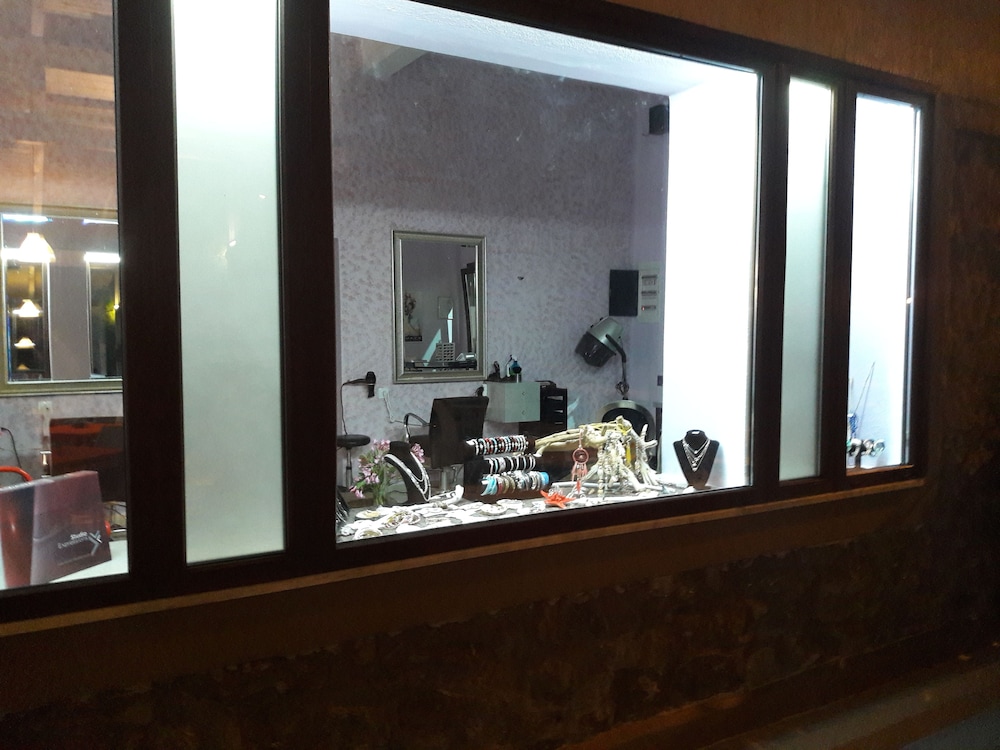 sappho hotel