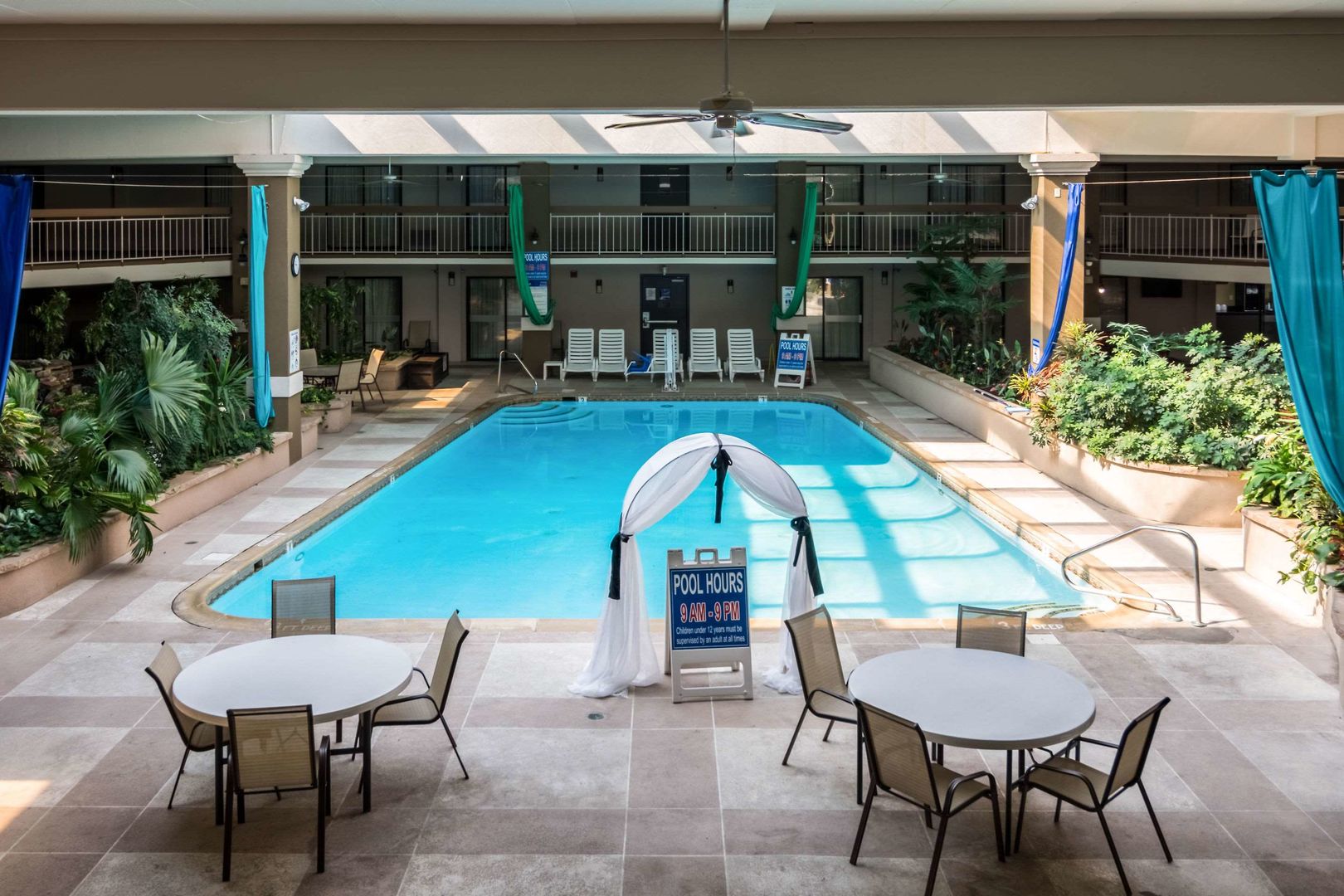 the plaza inn and suites