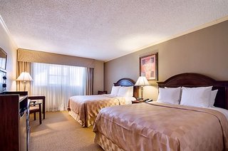 Clarion Inn,Garden City>>Dodge City,3 star