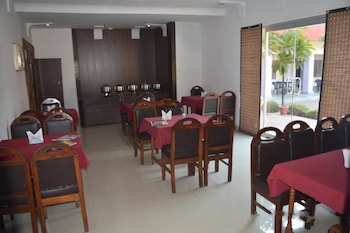 hotel goverdhan tourist complex