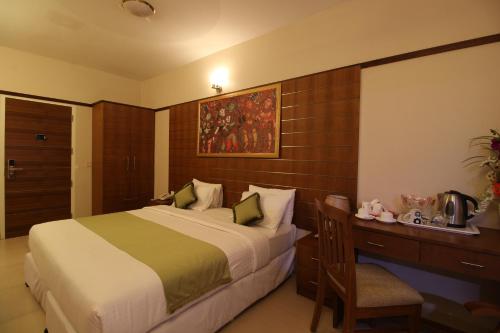 srivar hotels