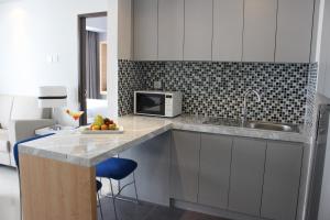 batiqa hotel and apartments karawang