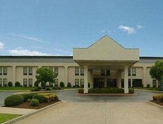 Baymont By Wyndham Fayetteville,Washington>>Bentonville - Fayetteville,3 star
