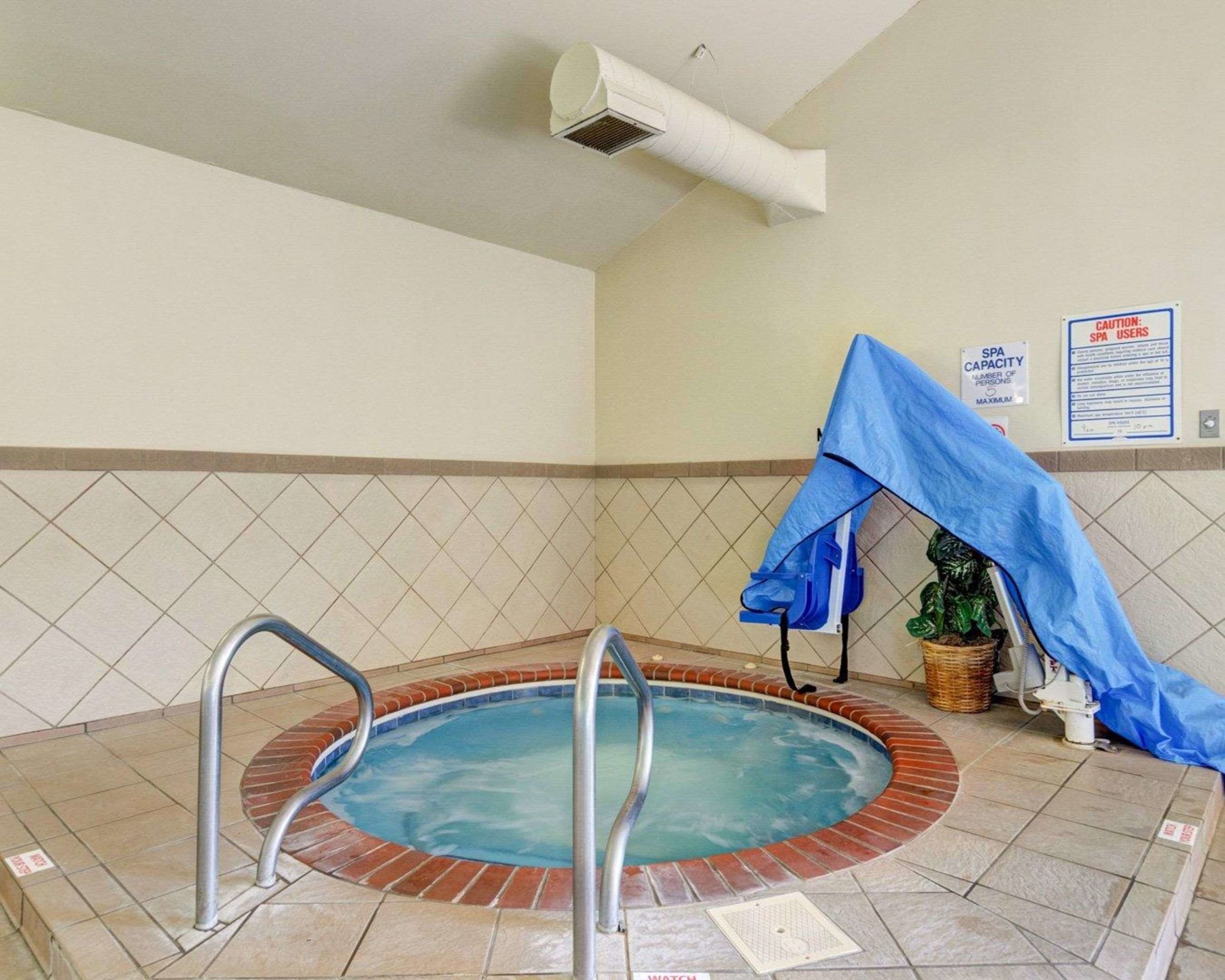 quality inn fort smith i 540