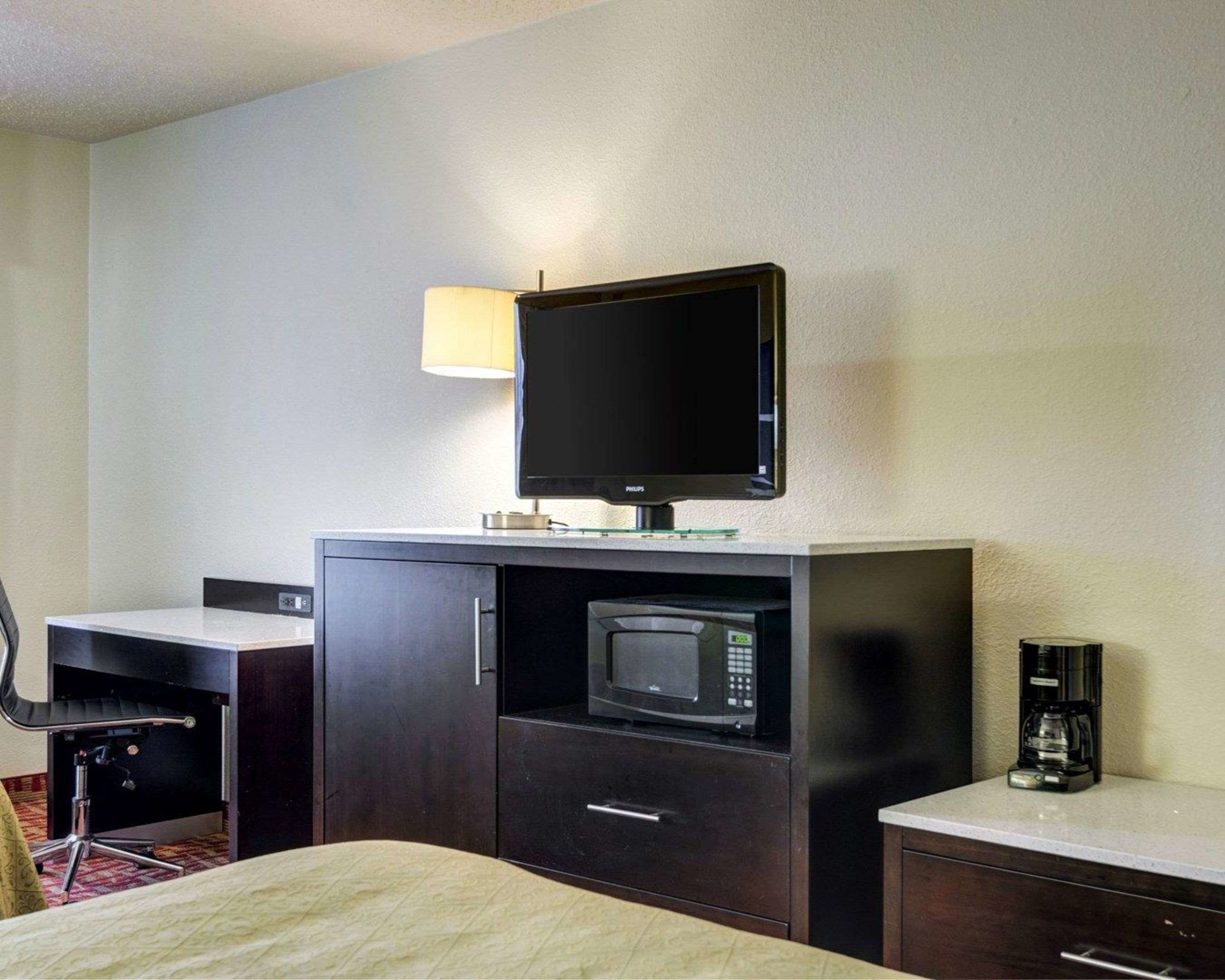 quality inn fort smith i 540