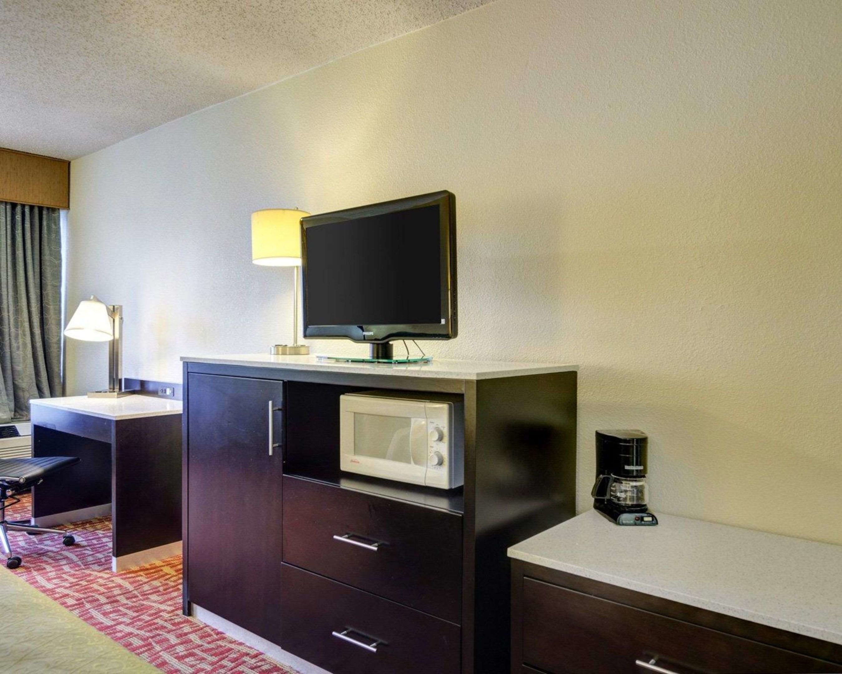 quality inn fort smith i 540