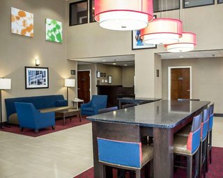 Comfort Inn & Suites Fuquay Varina,Middle Creek>>Fuquay-Varina,3 star