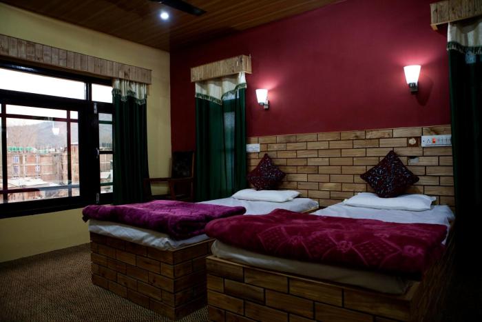 hotel kashmir inn