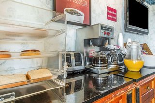 econo lodge castro valley i 580