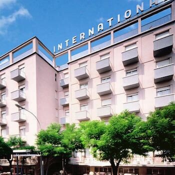 c hotels international