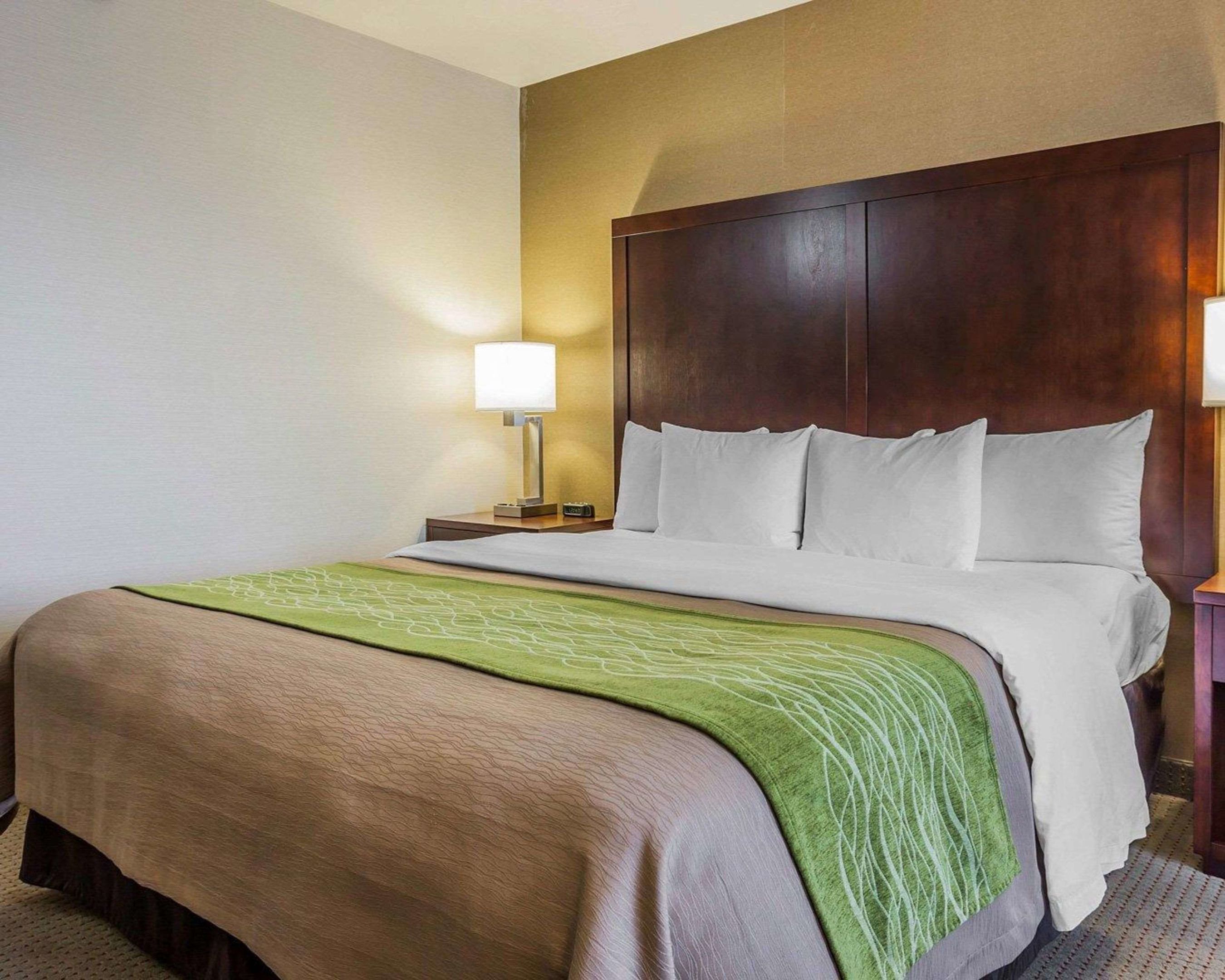 comfort inn kent seattle