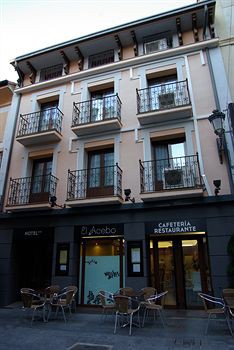 Hotel El Acebo,Jaca>>Huesca,2 star