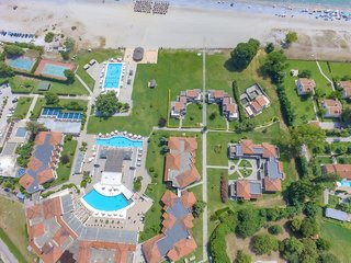 dion palace