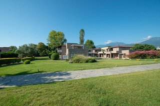 dion palace