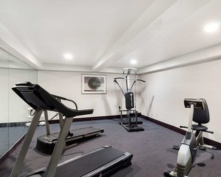 residences at solomon pond