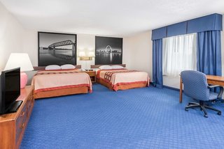 super 8 by wyndham ofallon