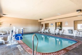 Quality Inn & Suites Salem Near I-57,Carlyle Lake>>Alma,3 star
