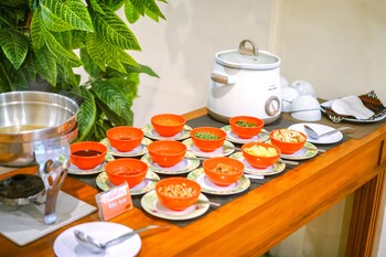 votel manyar resort banyuwangi