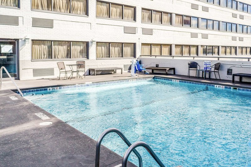 comfort inn downtown charleston