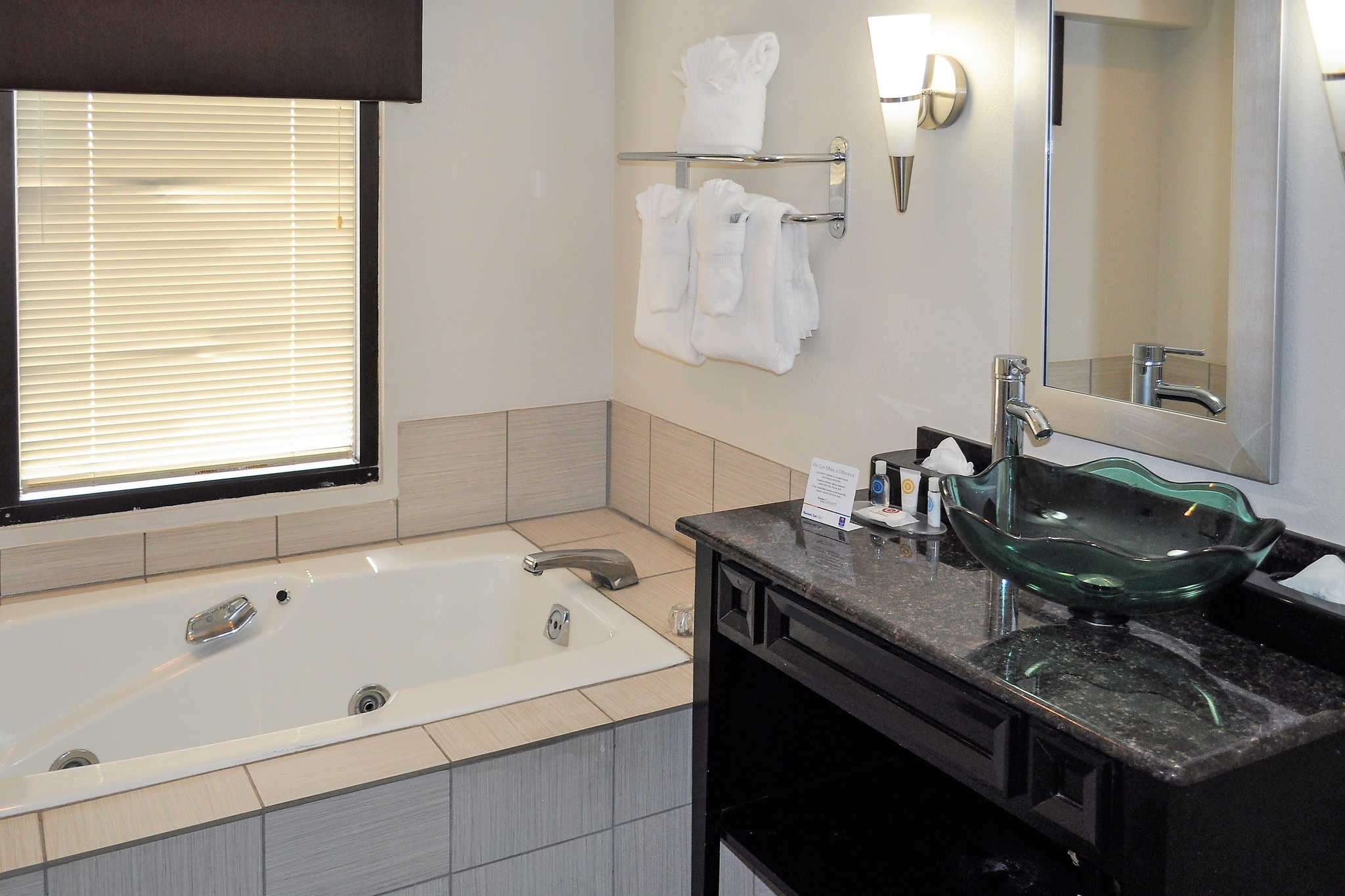 comfort inn downtown charleston