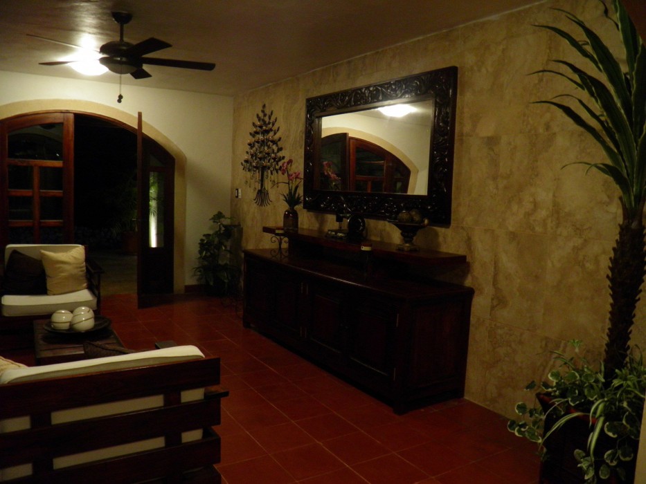 el zaguan colonial by guruhotel