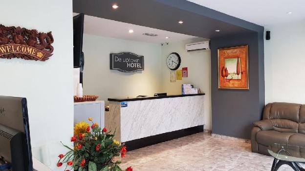 de uptown hotel ss2
