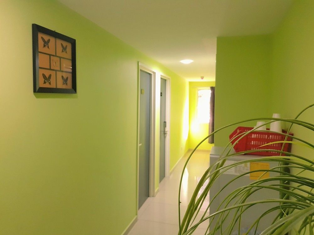 de uptown hotel ss2