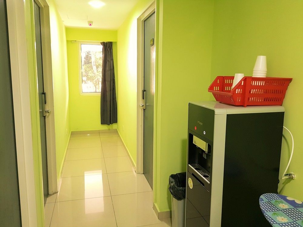 de uptown hotel ss2